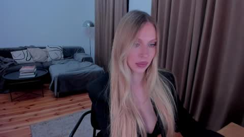 Snapshot of prettyk1ller chatting on May 4, 2026, 11:12 pm Eva online show from May 4, 2026, 11:12 pm