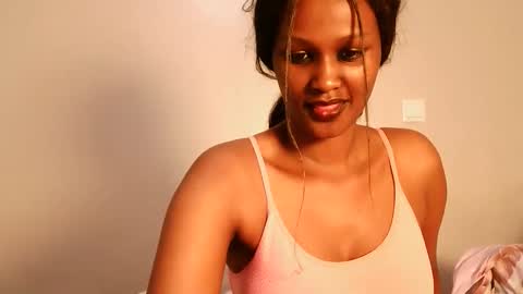 Snapshot of prettykeilaa chatting on April 15, 2026, 2:46 pm prettykeilaa online show from April 15, 2026, 2:46 pm