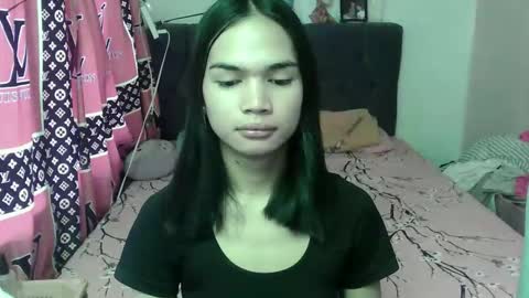 prettykhelcy online show from June 2, 2026, 12:56 am