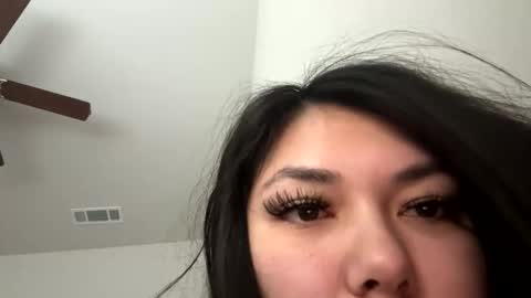 prettylatinamomma01 online show from February 1, 2026, 4:16 pm