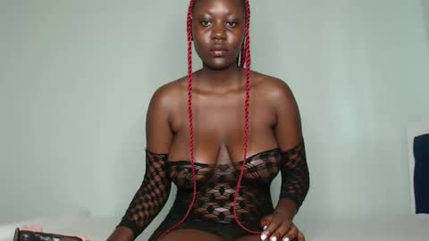 Lizzy online show from January 6, 2025, 7:31 am