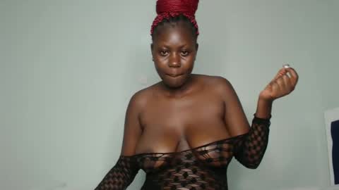 Lizzy online show from January 8, 2025, 6:41 pm