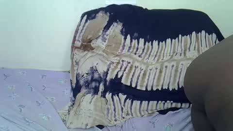 Snapshot of prettyliz30 chatting on November 13, 2025, 7:51 am LILIAN online show from November 13, 2025, 7:51 am