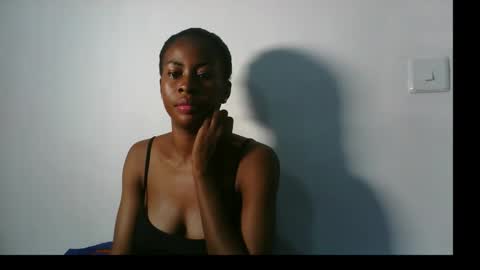 Snapshot of prettylove5 chatting on October 5, 2025, 11:24 pm evelyn online show from October 5, 2025, 11:24 pm