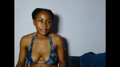 evelyn online show from December 1, 2025, 6:57 pm