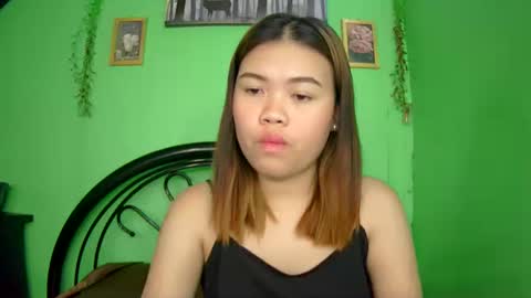 Snapshot of prettymae756493 chatting on April 2, 2026, 1:42 pm prettymae756493 online show from April 2, 2026, 1:42 pm