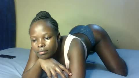 Melly online show from October 19, 2025, 6:08 pm