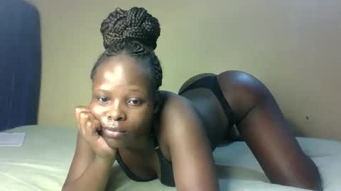 Snapshot of prettymelly_ chatting on December 20, 2025, 12:40 am Melly online show from December 20, 2025, 12:40 am