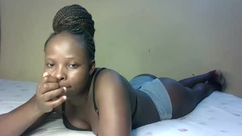 Snapshot of prettymelly_ chatting on December 21, 2025, 6:48 pm Melly online show from December 21, 2025, 6:48 pm