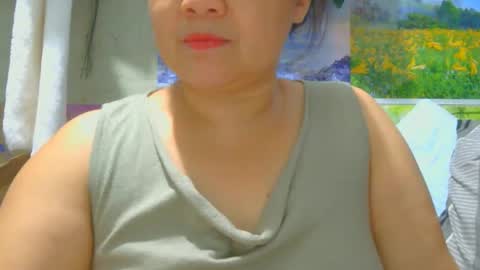 Snapshot of prettynhing chatting on February 16, 2026, 2:02 pm Nhing online show from February 16, 2026, 2:02 pm