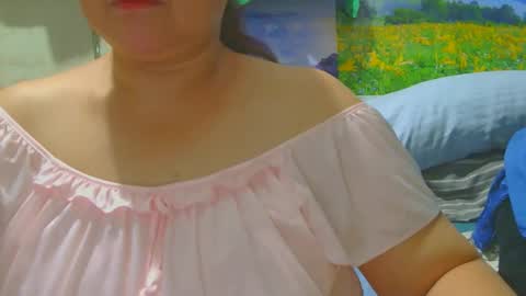 Snapshot of prettynhing chatting on February 23, 2026, 12:57 pm Nhing online show from February 23, 2026, 12:57 pm