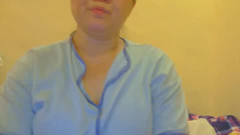 Snapshot of prettynhing chatting on February 28, 2026, 3:18 am Nhing online show from February 28, 2026, 3:18 am