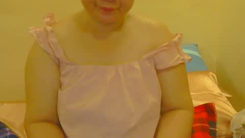 Snapshot of prettynhing chatting on April 25, 2026, 11:57 am Nhing online show from April 25, 2026, 11:57 am