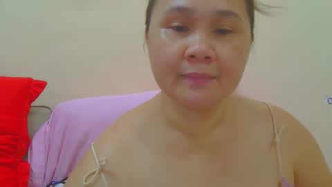 Snapshot of prettynhing chatting on May 10, 2026, 2:28 am Nhing online show from May 10, 2026, 2:28 am