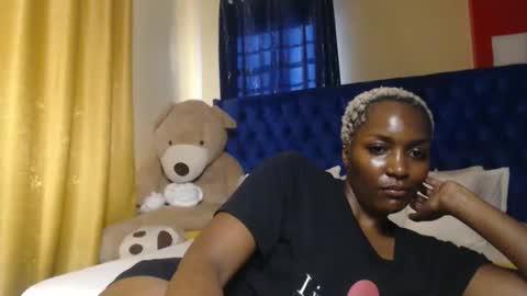 Snapshot of prettyquee chatting on February 13, 2026, 5:25 am sasha online show from February 13, 2026, 5:25 am