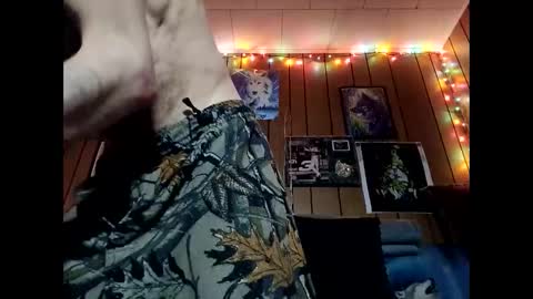 prettysolid7 online show from February 8, 2026, 9:13 am