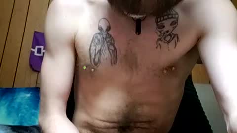 Snapshot of prettysolidd7 chatting on February 19, 2025, 3:28 am prettysolidd7 online show from February 19, 2025, 3:28 am