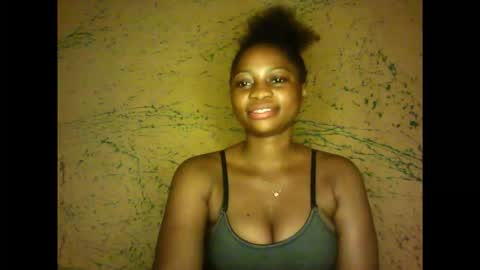 prettyxxpac online show from March 17, 2026, 12:59 am
