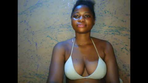 prettyxxpac online show from March 20, 2026, 3:22 am