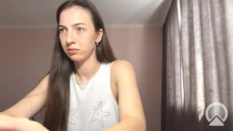 prettyyy_angel online show from October 17, 2025, 8:50 am