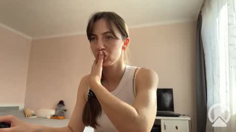 prettyyy_angel online show from November 25, 2025, 9:42 am