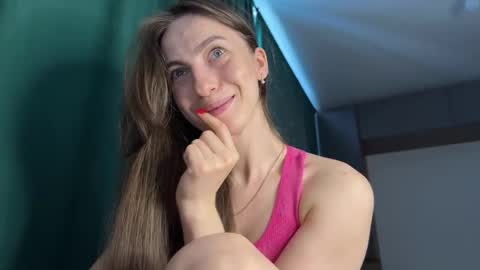 Snapshot of prettyyy_angel chatting on June 8, 2026, 7:53 am prettyyy_angel online show from June 8, 2026, 7:53 am