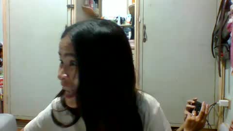Snapshot of prety784828 chatting on July 3, 2026, 12:11 pm prety784828 online show from July 3, 2026, 12:11 pm