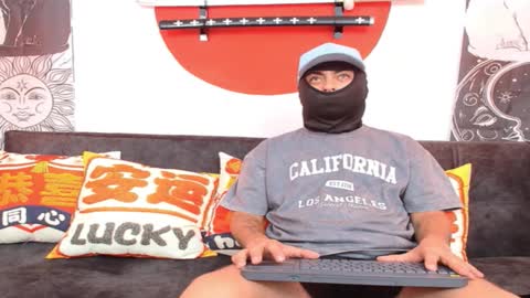 Sebas  Fer online show from February 17, 2026, 1:13 am