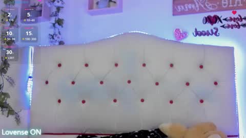 Snapshot of princeapolo_anki chatting on October 15, 2025, 8:53 pm Prince online show from October 15, 2025, 8:53 pm