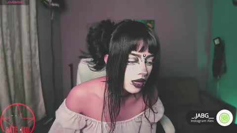 Snapshot of princesita_valija chatting on October 12, 2025, 2:32 am Beth   online show from October 12, 2025, 2:32 am