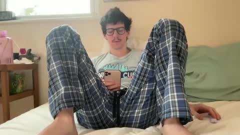 Snapshot of princespeaches chatting on February 15, 2025, 5:28 pm Peaches online show from February 15, 2025, 5:28 pm