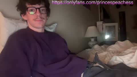 Snapshot of princespeaches chatting on October 12, 2025, 11:26 pm Peaches online show from October 12, 2025, 11:26 pm