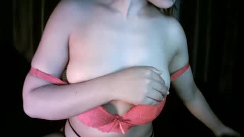 Snapshot of princess916446 chatting on January 28, 2025, 3:14 pm   princess   online show from January 28, 2025, 3:14 pm