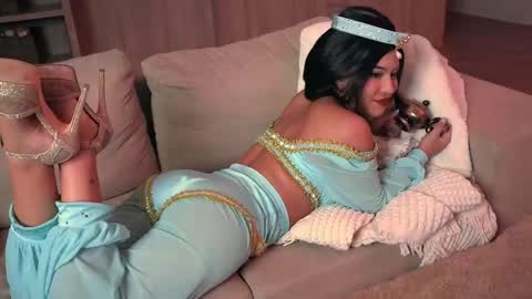 princess_and_papi online show from October 24, 2025, 9:11 pm