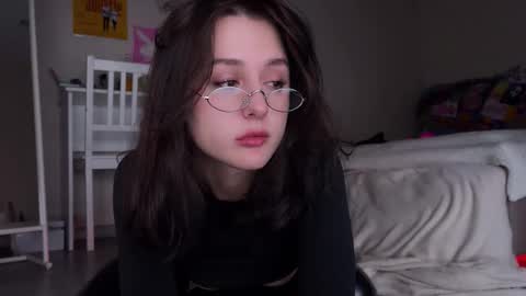 Snapshot of princess_euphoria chatting on November 28, 2025, 12:19 pm Kristina online show from November 28, 2025, 12:19 pm