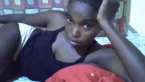 princess_scovia online show from November 22, 2025, 8:02 am