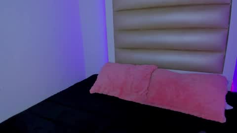 princess_tokyo_ online show from January 6, 2026, 8:01 pm