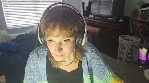 Snapshot of princess_vivi chatting on February 21, 2025, 8:49 pm Princess Vivi online show from February 21, 2025, 8:49 pm