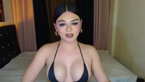 Snapshot of princesshugecumontop chatting on April 25, 2026, 4:26 pm PrincessDONT FORGET TO FOLLOW ME online show from April 25, 2026, 4:26 pm