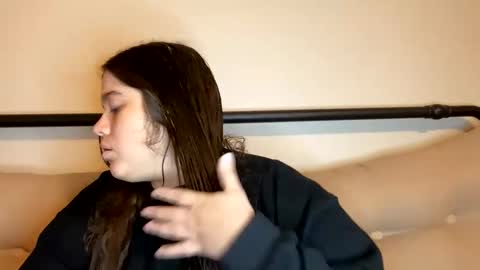 Snapshot of princesslaylaa chatting on January 13, 2025, 4:18 am princessviccxo online show from January 13, 2025, 4:18 am