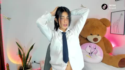 princessluna_14 online show from December 15, 2025, 8:13 pm