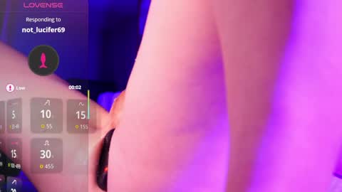 Gwyndoline Moon online show from May 30, 2026, 5:37 am