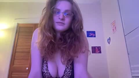 Princess Rhinestones online show from January 11, 2026, 7:13 am