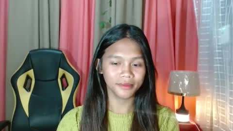 Snapshot of princessrynn chatting on October 7, 2025, 8:44 am princessrynn online show from October 7, 2025, 8:44 am