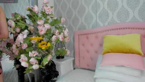 Marcela online show from March 28, 2026, 7:46 pm