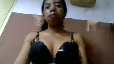 Snapshot of prisca880319 chatting on July 16, 2026, 4:02 pm prisca880319 online show from July 16, 2026, 4:02 pm