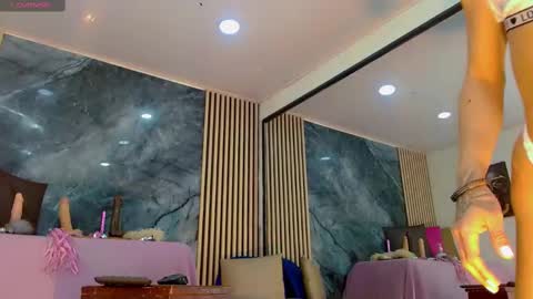 priscilarainbow online show from March 6, 2025, 3:02 pm