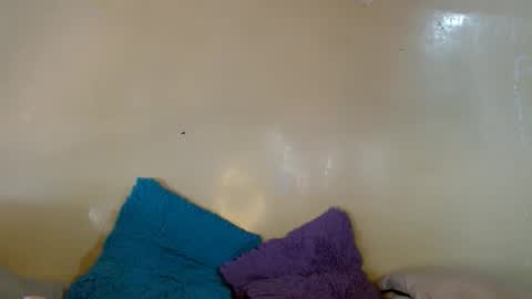 Snapshot of prismm_ chatting on November 30, 2025, 5:06 pm prismm_ online show from November 30, 2025, 5:06 pm