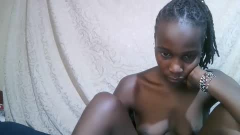 pritty_amber online show from January 14, 2026, 5:35 am