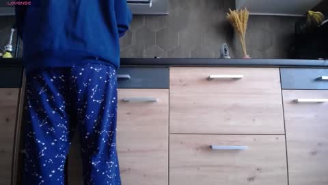 Snapshot of private_space chatting on October 31, 2025, 7:31 am Space online show from October 31, 2025, 7:31 am